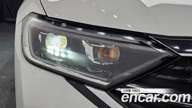 Volkswagen Jetta 2023 — Şəkil 14/35