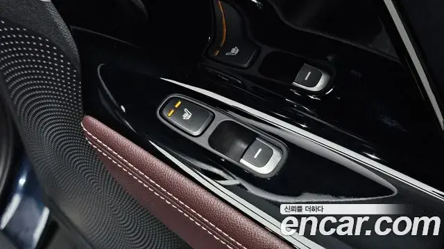 Kia Niro 2019 — Фото 19/20