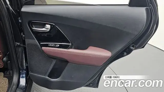 Kia Niro 2019 — Photo 16/31