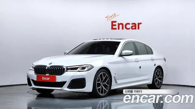 BMW 5 Series 2022 — Фото 1/20