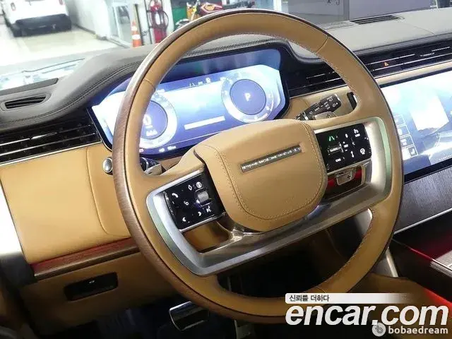 Land Rover Range Rover 2025 — Фото 8/20