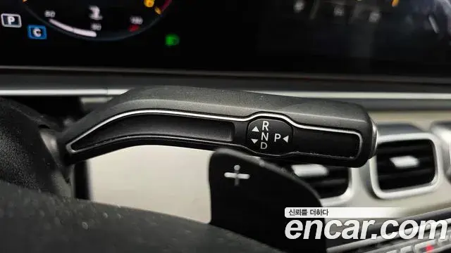 Mercedes-Benz GLE-Class 2020 — Фото 9/20