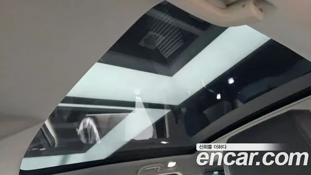 Land Rover Discovery Sport 2020 — Фото 19/20
