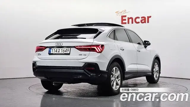 Audi Q3 2023 — Фото 2/20