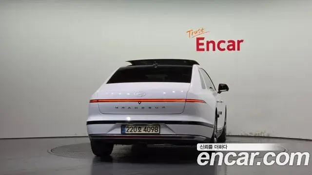 Hyundai Grandeur 2023 — Фото 3/20