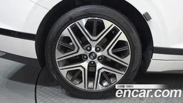 Hyundai Grandeur 2023 — Фото 4/20