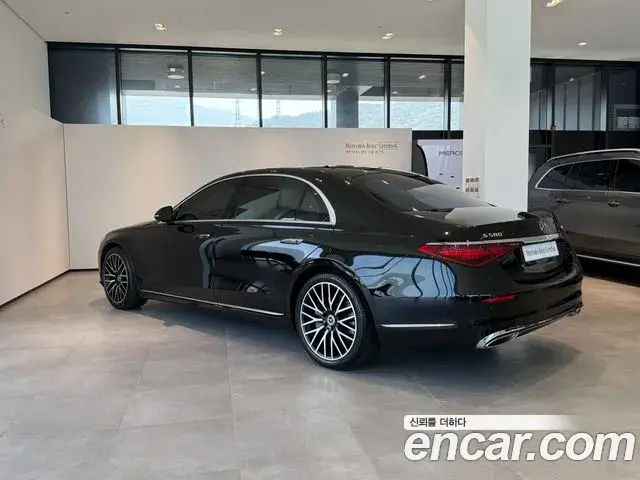 Mercedes-Benz S-Class 2022 — Фото 2/20