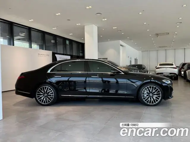 Mercedes-Benz S-Class 2022 — Фото 7/20