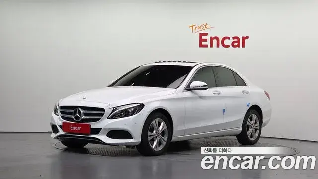 Mercedes-Benz C-Class 2018 — Фото 1/20