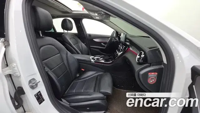 Mercedes-Benz C-Class 2018 — Фото 10/20