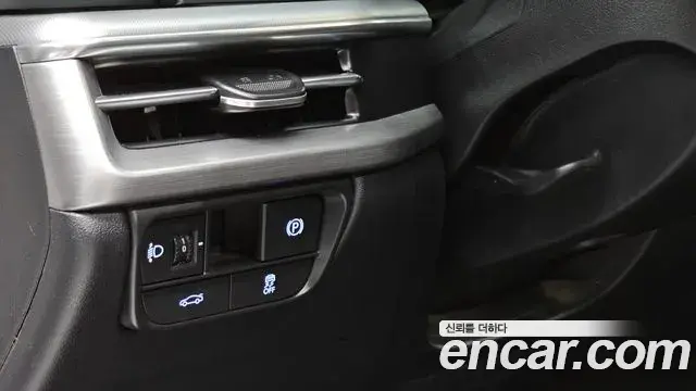 Hyundai Grandeur 2023 — Фото 13/20
