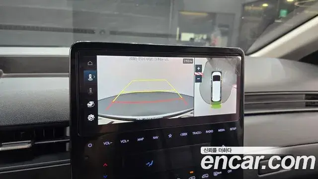 Hyundai Staria 2023 — Фото 15/20