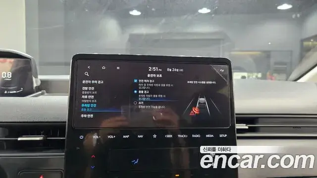 Hyundai Staria 2023 — Фото 16/20