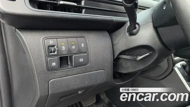 Hyundai Staria 2023 — Фото 18/20