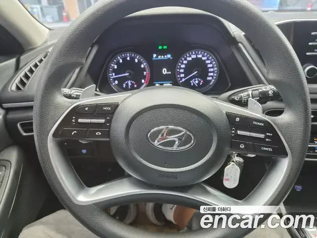 Hyundai Sonata 2021 — Фото 6/20