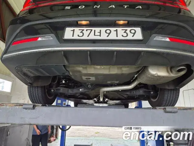 Hyundai Sonata 2021 — Фото 19/20