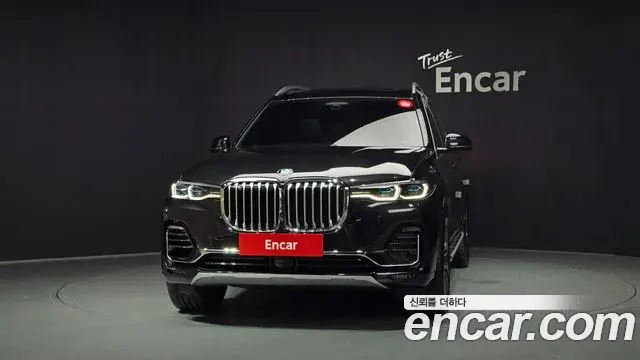 BMW X7 2019 — Фото 2/20