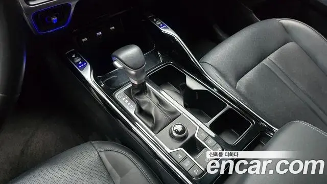 Kia Sorento 2022 — Фото 9/20