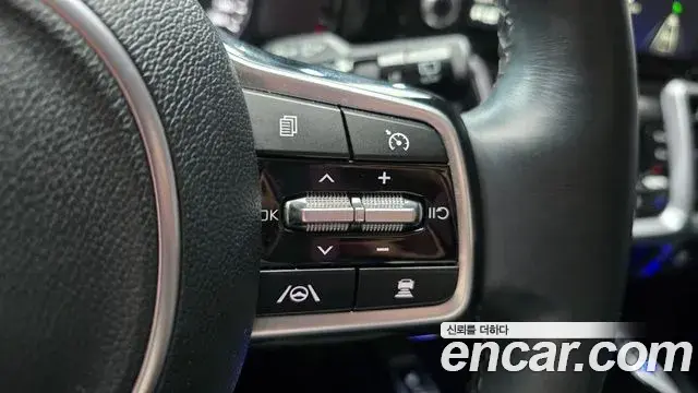 Kia Sorento 2022 — Фото 17/20