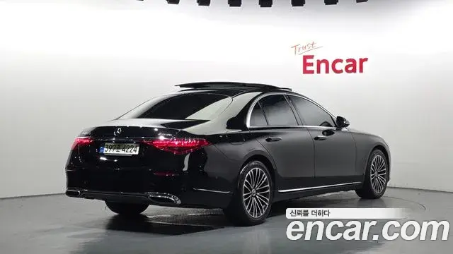 Mercedes-Benz S-Class 2022 — Şəkil 23/33