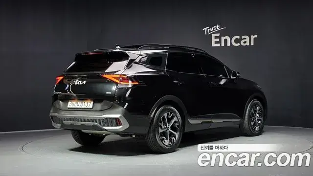 Kia Sportage 2022 — ფოტო 30/32