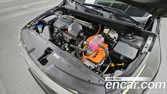 Kia Sportage 2022 — ფოტო 21/32