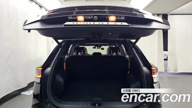 Kia Sportage 2022 — ფოტო 18/32