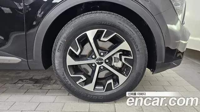 Kia Sportage 2022 — ფოტო 25/32