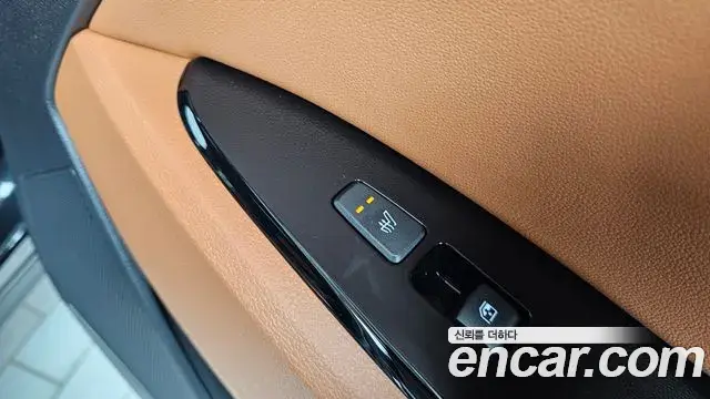 Kia Sportage 2022 — ფოტო 17/32