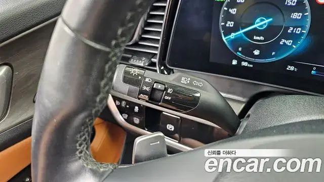 Kia Sportage 2022 — ფოტო 15/32