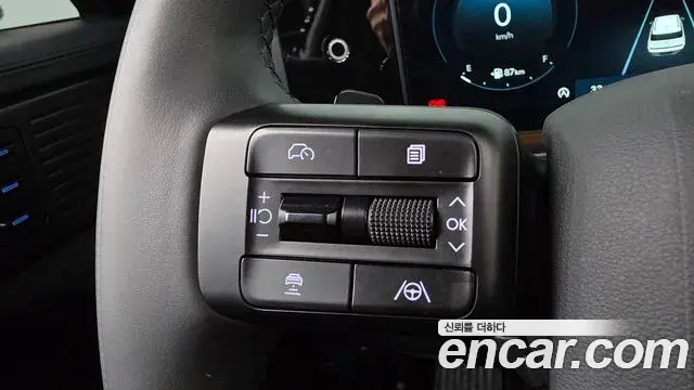Hyundai Santa Fe 2024 — Фото 16/20