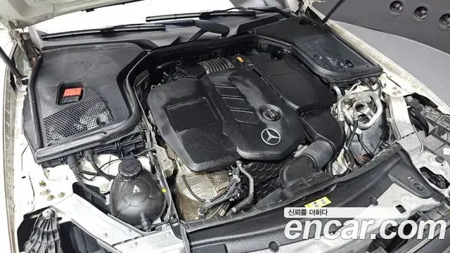Mercedes-Benz E-Class 2019 — Фото 6/20