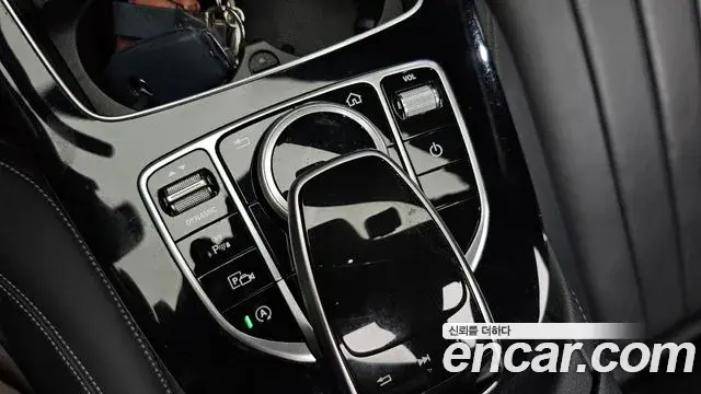 Mercedes-Benz E-Class 2019 — Фото 18/20