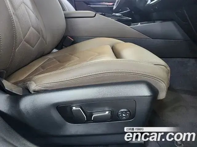 BMW 5 Series 2025 — Фото 17/20