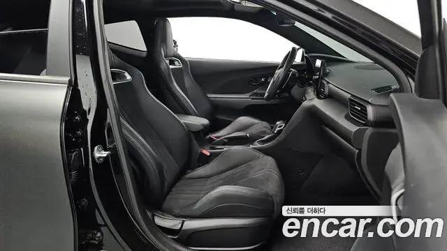 Hyundai Veloster 2021 — Фото 10/20