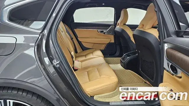 Volvo S90 2023 — Фото 11/20