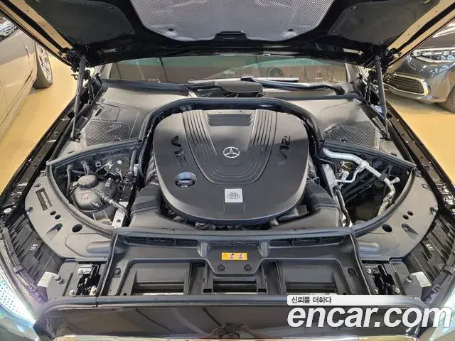Mercedes-Benz S-Class 2025 — Фото 12/20