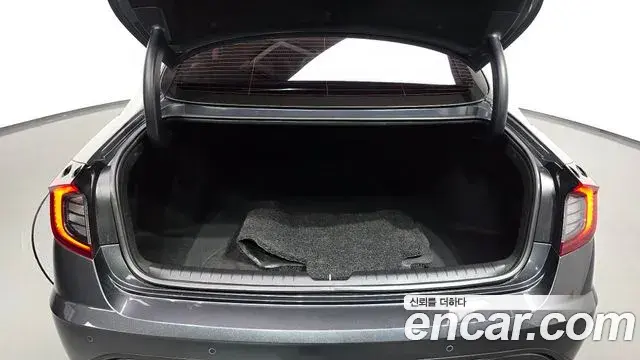 Hyundai Sonata 2019 — Фото 20/20