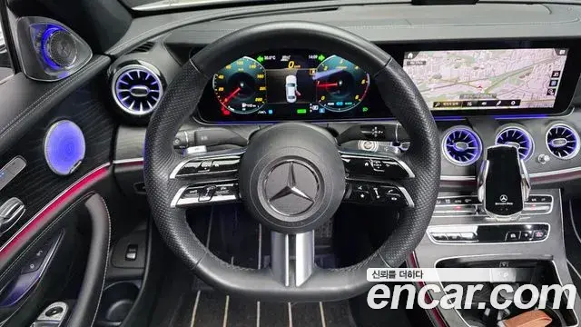 Mercedes-Benz E-Class 2023 — Фото 14/20