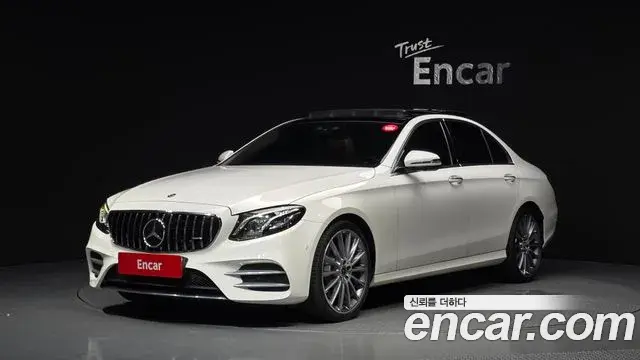 Mercedes-Benz E-Class 2019 — Фото 1/20