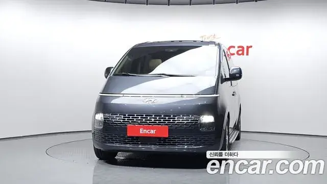 Hyundai Staria 2024 — Фото 3/20