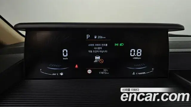 Hyundai Staria 2024 — Фото 8/20