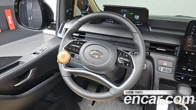 Hyundai Staria 2024 — Фото 13/20