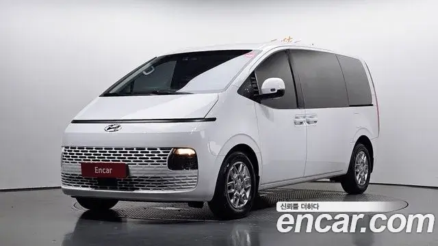 Hyundai Staria 2021 — Фото 9/20