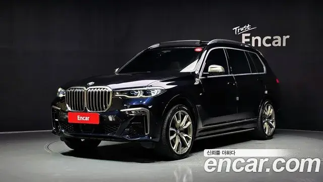 BMW X7 2019 — Фото 10/20