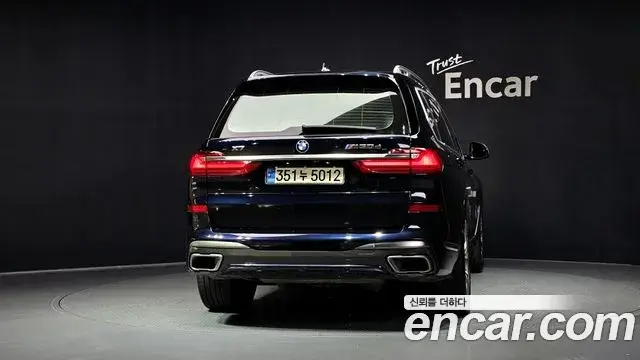 BMW X7 2019 — Фото 3/20