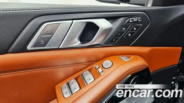 BMW X7 2019 — Фото 13/20