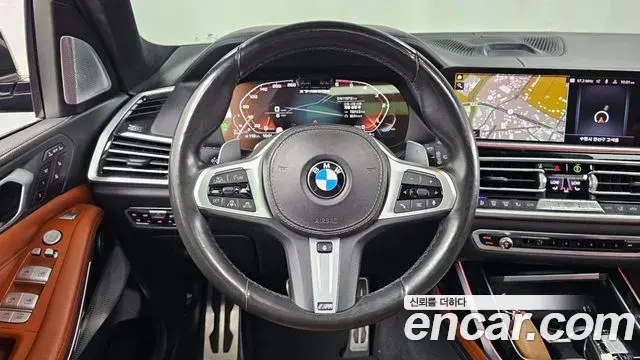 BMW X7 2019 — Фото 17/20