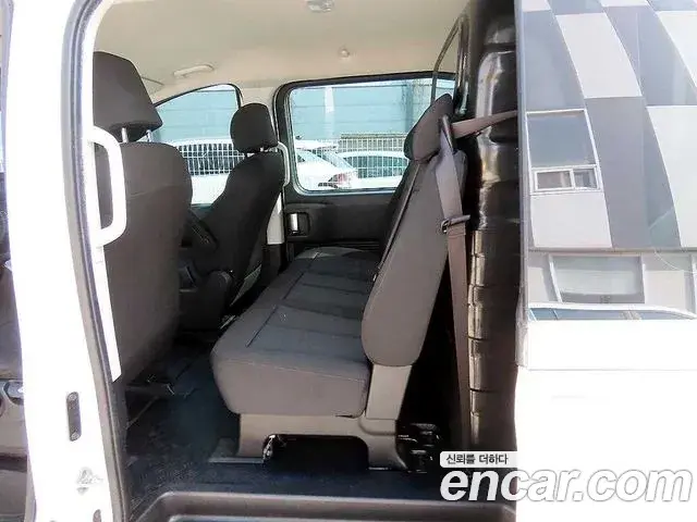 Hyundai Staria 2023 — Фото 5/18