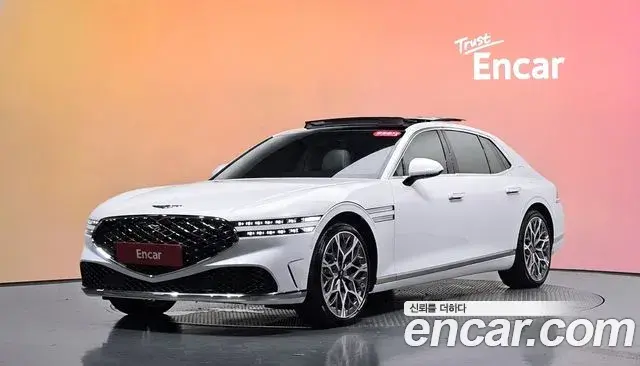 Genesis G90 2023 — Фото 1/20